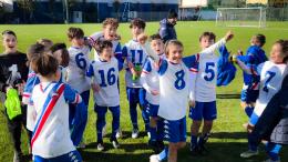 Addea vede il codice e telecomanda la squadra; sulle frecce Aldini c'è il nome di Piemontese