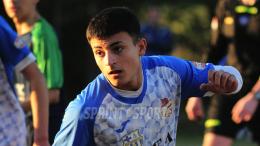 Superman tra i pali, l'unico capace di fermare la capolista; davanti è pioggia di gol