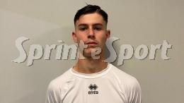 Un gol da vero bomber sblocca il derby, poi un rigore a tempo scaduto riscrive la storia