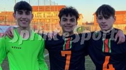 Un rigore trasformato e due espulsioni nel finale: gli ospiti scacciano la crisi