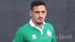 Il portiere diventa un mito, segna al 94' ed evita la sconfitta