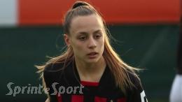 Le campionesse d'Italia entrano in scena: la prima vittoria è un concerto di musica e poesia