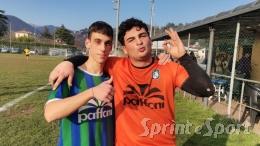 Doppietta di un 9 in stato di grazia e assist del portiere: la capolista se ne va