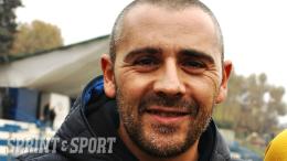 Schianto terribile nella mattina, morto in un tragico incidente stradale il giovane allenatore amato da tutti