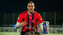 Da calciatore dilettante a idolo sui social: il portiere che ha battuto un campione del mondo