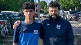 Il papà allena, il figlio gioca: la storica vittoria del campionato è una questione di famiglia
