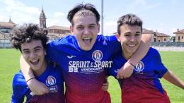 Esordio da favola per i rossoblu, tris esterno in attesa dello scontro promozione