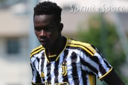 La remuntada con doppietta di Samb manda in estasi la Juve! I bianconeri eliminano un grande Lecce e volano ai quarti