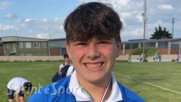 È il miglior portiere di Milano e ha solo 14 anni: è una saracinesca, para un rigore e alza la coppa