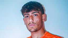 Mancino fatato, un destino diviso tra la Serie B e il ritorno in patria: salto di qualità in vista per il centrocampista classe 2004 