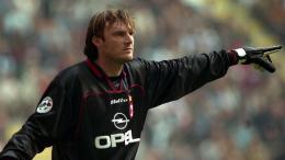 L'ex portiere del Manchester United prende le redini del calciomercato nell'ambizioso club appena rifondato