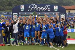 La zuccata di Finotto che riscrive la storia! La Carrarese è in Serie B dopo 74 anni