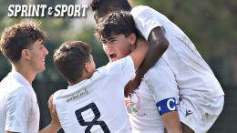 5 gol, segnano entrambi i capitani, il big match della prima giornata è una battaglia