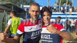 Due gol da calcio d'angolo sono fatali per la corazzata di casa: il gol nel finale accorcia ma non basta, la battaglia la vincono gli ospiti