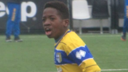 Una stella emergente che attira le big d'Europa: appena maggiorenne ha già fatto impazzire tutti