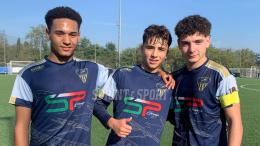 Dilagano nella ripresa dopo un primo tempo bloccato, la rincorsa al primo posto continua