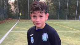 Sigla una tripletta da fuoriclasse e decide lo scontro diretto