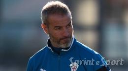 L'allenatore dal passato celebre scende nei Dilettanti, è matrimonio con l'ambiziosa debuttante