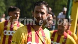 Tripletta in 17 minuti nello stadio da 36 mila posti, il Bomber riscrive la sua storia