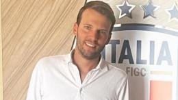 Viene esonerato dopo un pari e trova subito un'altra squadra a 385 chilometri di distanza