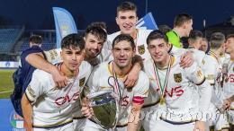 È una Coppa leggendaria! Sette mesi fa non esistevano, battono i campioni e vincono il primo trofeo