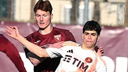 Tre gol in 10 minuti e la Roma torna subito a vincere: Torino sconfitto e vetta conquistata!