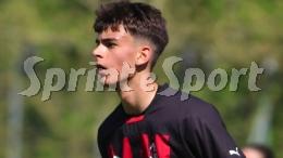 Arriva in squadra al Torino e il suo debutto è da record: gol 14 minuti dopo l'ingresso in campo