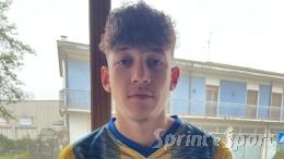 È il jolly che tutti vorrebbero! A 17 anni cambia ruolo e vive una stagione da sogno