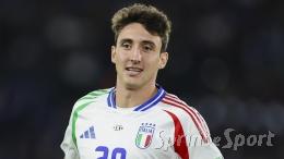 È tra i migliori in stagione e ha attirato le attenzioni dei big club: gli inglesi offrono oltre 60 milioni