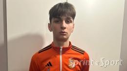 Un contropiede fulmineo e una doppietta da fuoriclasse decidono lo scontro diretto: la Rhodense vola!