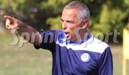 Cacciato l'eroe della storica promozione a 48 ore dalla partita, al suo posto ecco un vero esperto della categoria