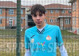 Un rigore chirurgico ristabilisce lo svantaggio iniziale : i rossoblù faticano e non vanno oltre al pareggio