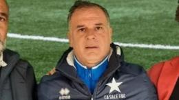 L'allenatore prende e se ne va disgustato dalla situazione: «Siamo andati in guerra disarmati»