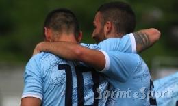 Il nuovo talento classe 2004 che segna un gol a partita arriva nello storico club a caccia di una clamorosa salvezza