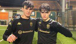 I due gioielli dell'esterno e il sigillo immancabile del bomber consentono ai bianconeri di strappare il pass per la semifinale di coppa