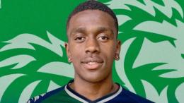 Nell'ultima partita li aveva come avversari, ora dividerà lo spogliatoio con loro: il curioso caso del centrocampista