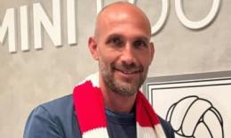 I 5 punti in 5 partite sono fatali, cacciato l'allenatore mai esonerato finora