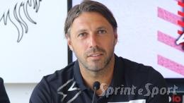 Appena 7 punti in 9 partite, esonerato l'allenatore che in 4 giorni segnò a Real Madrid e Manchester United