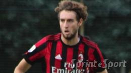 Snobbato dall'allenatore per mesi, l'ex Milan si trasferisce di 1000 chilometri per ritrovare il campo