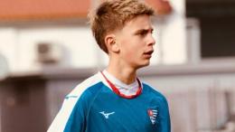 Le doppietta del Bomber e del leader tecnico fanno volare gli oroblù: rimonta pazzesca per la corsa ai playoff