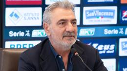 Dopo il clamoroso rinvio della partita il presidente del club 4 anni fa in Serie A tuona: «Campionato falsato!»