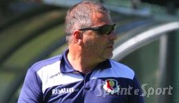 Solo 7 punti in 10 partite, esonerato un altro allenatore: la città di 17mila abitanti ora rischia