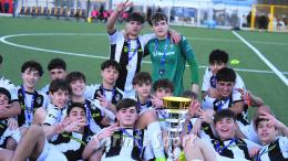 La doppietta nei supplementari decide la finale: è festa bianconera