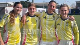 Gol di spalletta e poker da urlo nella sfida tra imbattute: la Juve vince ancora e vola al primo posto