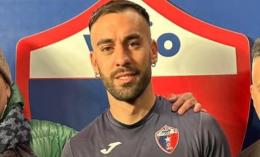 Il Re dei Bomber firma fino al 2027, l'ambizioso club lo blinda dimostrando astuzia