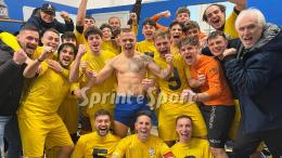 Il cielo si tinge di gialloblù: il big match si decide nel finale con un gol capolavoro