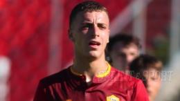 Ha 19 anni, subentra ed è decisivo con il suo 1° gol tra i Professionisti in una sfida cruciale: è nata una stella