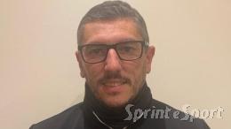 La società cambia una terza volta: il tecnico si dimette e prende la panchina il ds