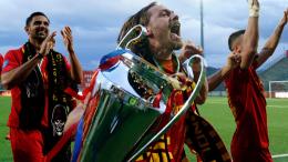 Entrano nella leggenda ai calci di rigore e alzano la Coppa: per la città di 156mila abitanti è un trionfo storico