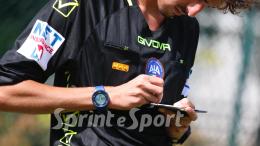 Lunghe squalifiche dopo le proteste in campo, il tecnico è una furia: «È stato detto il falso»